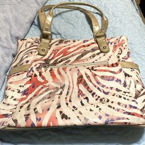 Kathy Van Zeeland Purse. Animal print.